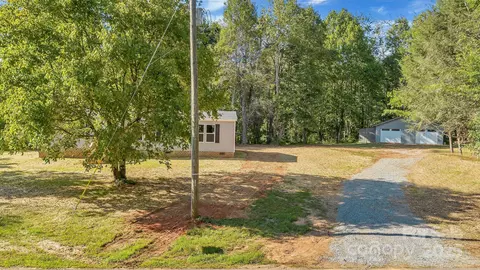 324 Center Ln, Thurmond, NC 28683 photo 8