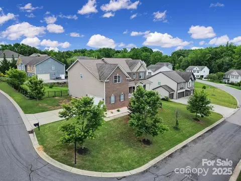 9029 Woodview Ct, Fort Mill, SC 29707