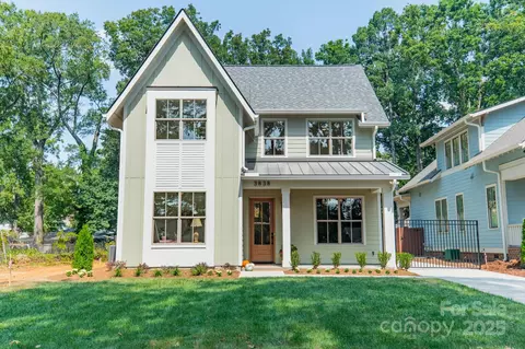 3838 Avalon Ave, Charlotte, NC 28208