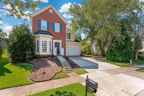 6934 Tanners Creek Dr, Huntersville, NC 28078