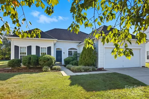 7516 Pinnacle Ct, Indian Trail, NC 28079