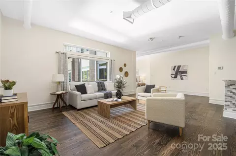 404 Laurel 28 Ave #28, Charlotte, NC 28204