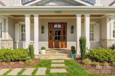 17509 Gillican Overlook Rd, Davidson, NC 28036