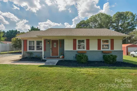 8203 Wynnview Rd, Indian Trail, NC 28079