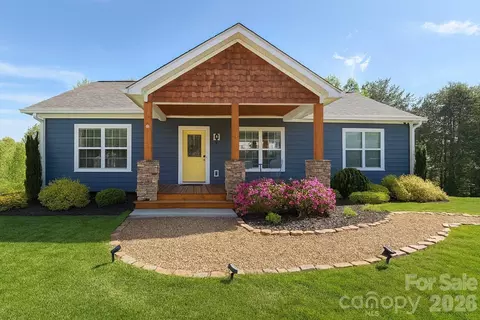 105 Bluebell Ridge Ln, Weaverville, NC 28787