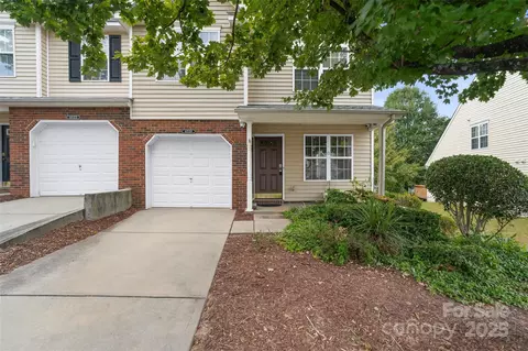 4520 Buck Skin Ct, Fort Mill, SC 29707