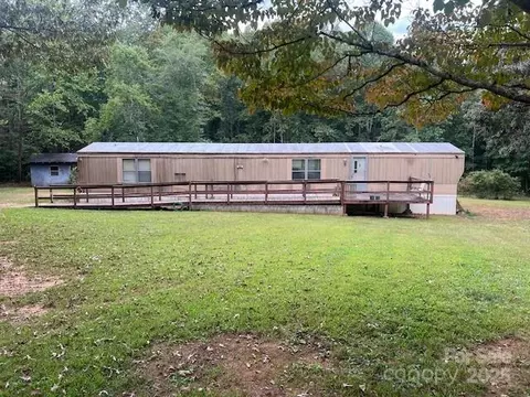 6230 Tarheel Ct, Connelly Springs, NC 28612