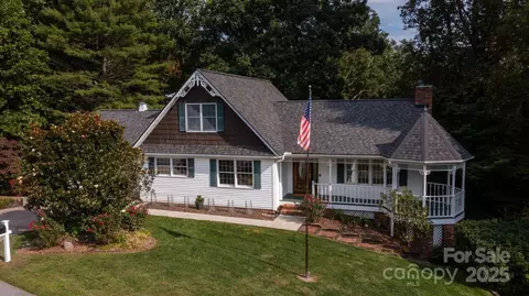 168 Mountain Valley Dr, Hendersonville, NC 28739