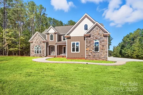 3045 Feathers Dr, York, SC 29745