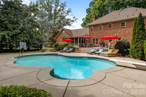 21316 Sandy Shore Ln, Cornelius, NC 28031