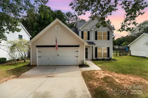 599 Chase Brook Dr, Rock Hill, SC 29732