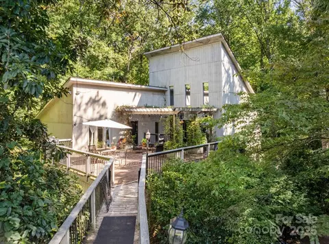 407 Robinwood Dr, Shelby, NC 28150