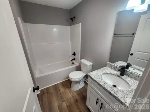 Bath - 450 E Ridge Rd, Salisbury, NC 28144 photo 1 of 2
