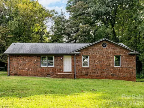 600 Touch Me Not Ln, Charlotte, NC 28216