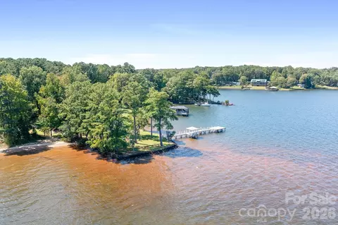 View/Area - 8293 Luckey Point Rd, Denver, NC 28037 photo 9 of 13