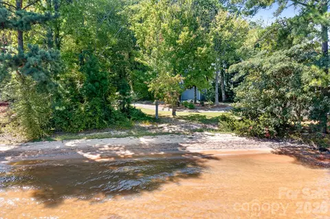 View/Area - 8293 Luckey Point Rd, Denver, NC 28037 photo 5 of 13