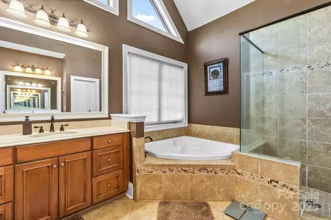 Bath - 1775 Mount Carmel Cir, Denver, NC 28037 photo 2 of 3