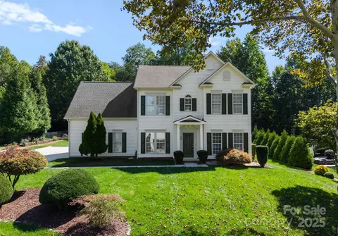 129 Huntly Ln, Mooresville, NC 28115