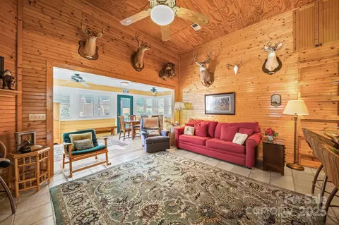 759 River Rd, Union, SC 29379 photo 4