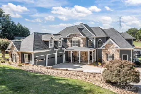 113 Camp Ln, Mooresville, NC 28117