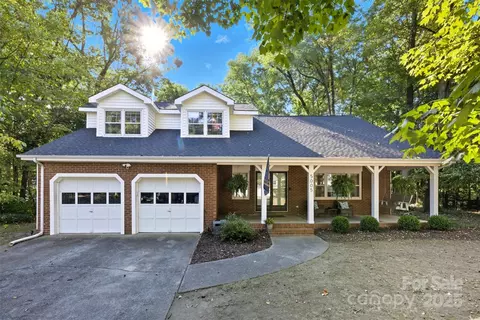 5005 Belford Ct, Charlotte, NC 28226