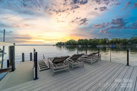 235 Milford Cir, Mooresville, NC 28117