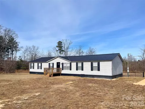 Exterior - 2976 Stephens Rd, Bethune, SC 29009 photo 2 of 4