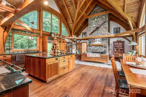 Kitchen - 147 Dye Leaf Rd, Fairview, NC 28730 photo 2 of 3