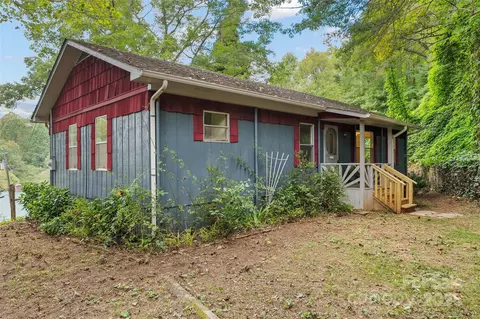 67 Quartz Ln, Balsam, NC 28707