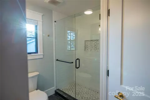 Bath - 18353 John Connor Rd, Cornelius, NC 28031 photo 5 of 6