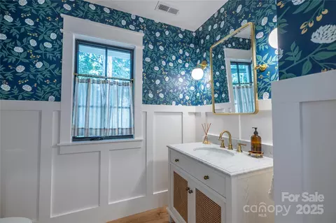 Bath - 18353 John Connor Rd, Cornelius, NC 28031 photo 1 of 6