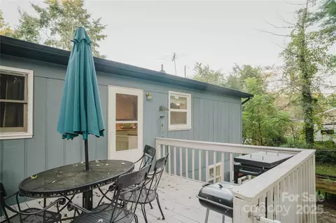Exterior - 20 Ridgeway Dr, Flat Rock, NC 28731 photo 6 of 6