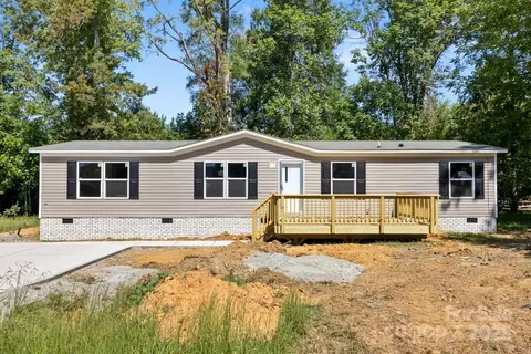 1066 Rachel Ln, Salisbury, NC 28147