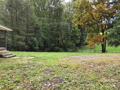 Exterior - 148 Huffman Rd, Clyde, NC 28721 photo 5 of 15