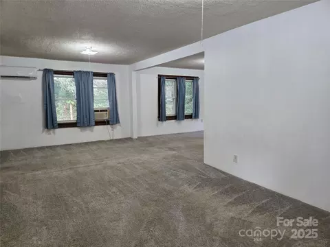 Living - 148 Huffman Rd, Clyde, NC 28721 photo 2 of 13