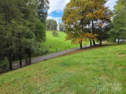Exterior - 148 Huffman Rd, Clyde, NC 28721 photo 8 of 15
