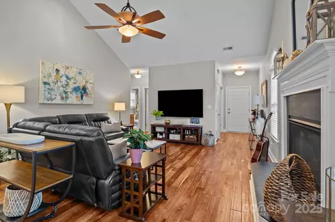 Entry Way - 802 Seipel Dr, Denver, NC 28037 photo 3 of 3