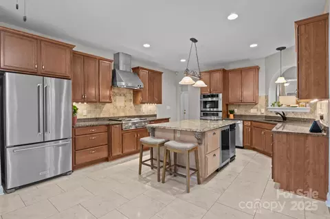 Kitchen - 802 Seipel Dr, Denver, NC 28037 photo 2 of 5