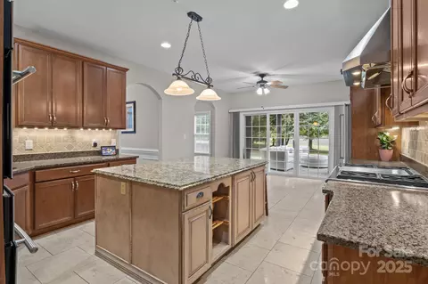 Kitchen - 802 Seipel Dr, Denver, NC 28037 photo 3 of 5