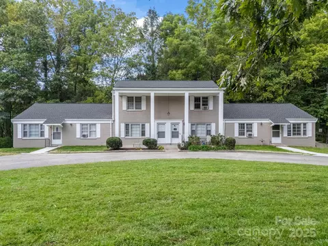 2715 Greenville Hwy, Flat Rock, NC 28731