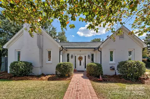 207 W Richland St, Kershaw, SC 29067