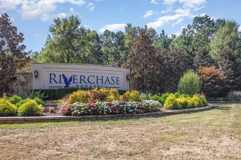 3304 Sherman Dr, Lancaster, SC 29720 photo 2