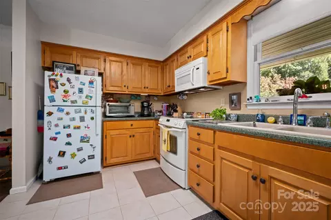 Kitchen - 1280 Henderson Rd, Tryon, NC 28782 photo 2 of 2
