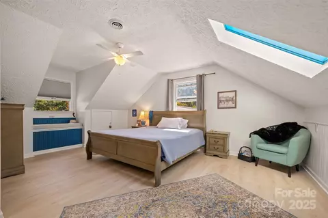 Bedroom - 1280 Henderson Rd, Tryon, NC 28782 photo 3 of 3