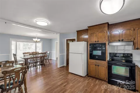 Kitchen - 601 Laurel Ct, Lancaster, SC 29720 photo 1 of 2