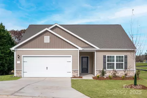 3514 Saddlebred Dr, Gastonia, NC 28052