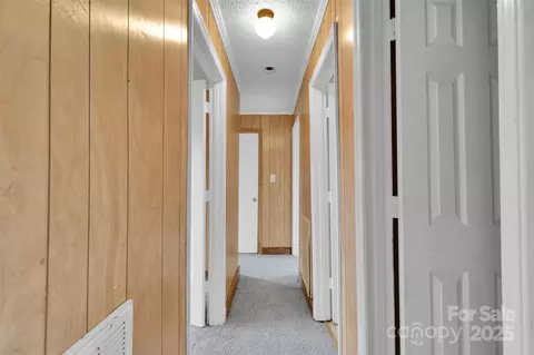 Entry Way - 170 Redmon Rd, Harmony, NC 28634 photo 1 of 1