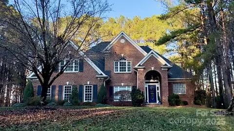 104 Blackhawk Ridge Ct, Granite Falls, NC 28630