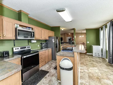 Kitchen - 1565 Foxbrook Cir, Lancaster, SC 29720 photo 1 of 3