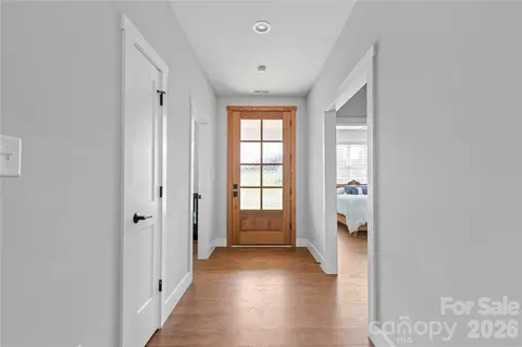 Entry Way - 160 Tranquility Ln, Harmony, NC 28634 photo 2 of 2